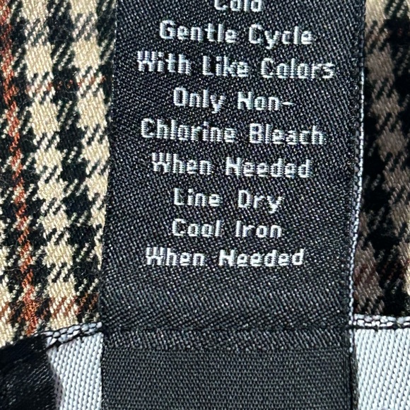 Atyre size 20W pull on crop ankle tapered, leg pants brown, and black‎ plaid - Picture 4 of 9